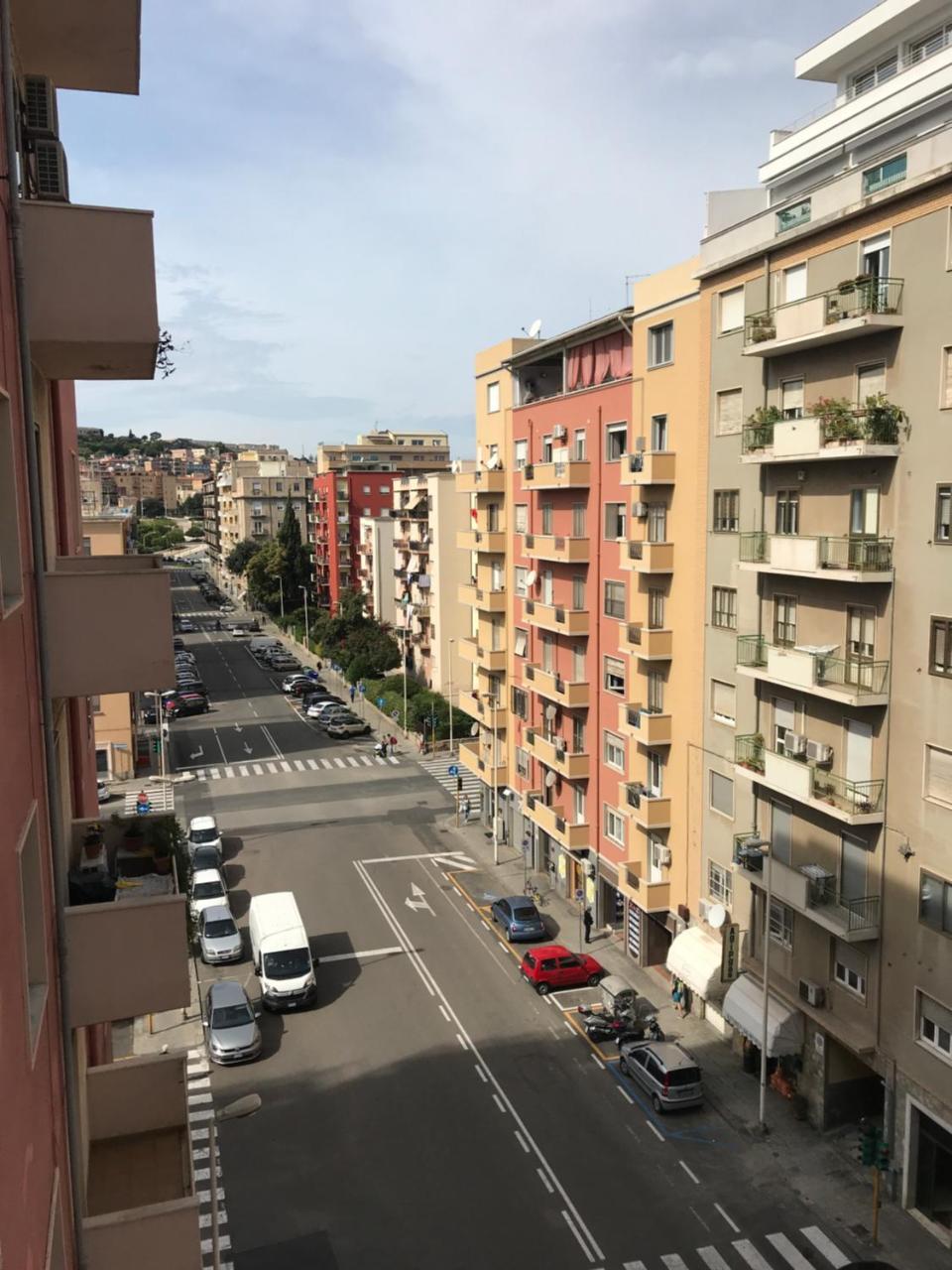 Camere Centro Кальярі Екстер'єр фото